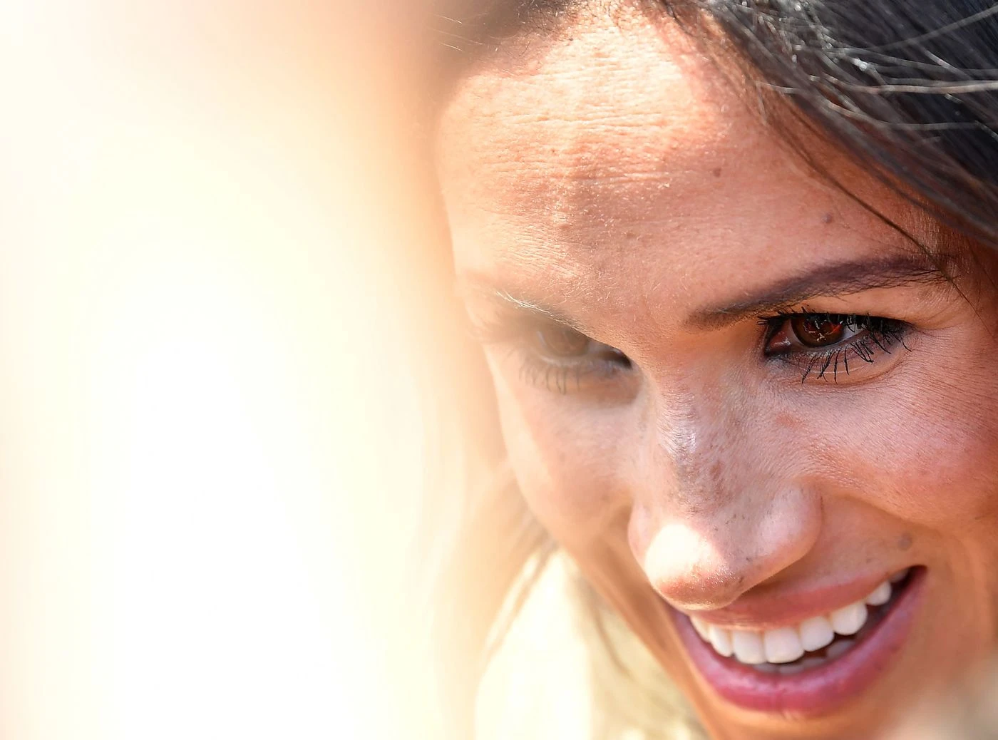 Meghan Markle, l'indiscrezione più umiliante: "Che soprannome le hanno dato a Corte". Demolizione umana