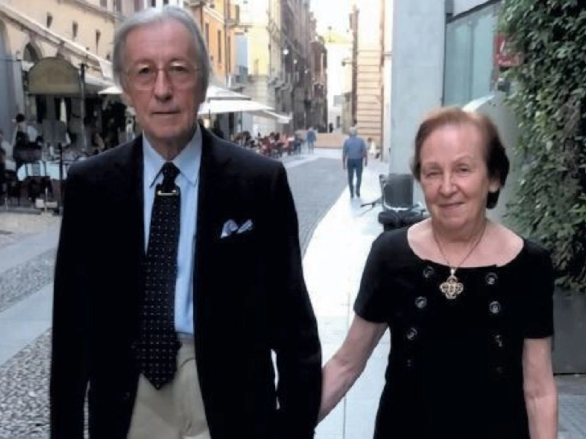  Se ne va la donna che ha fatto diventare grande Feltri
