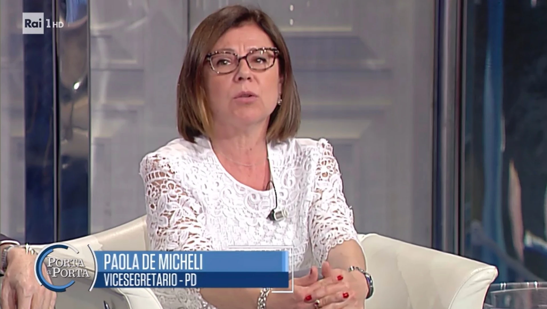 Elezioni Europee, Paola De Micheli asfalta i grillini barricati alla Camera: "Comitato a spese dei cittadini"