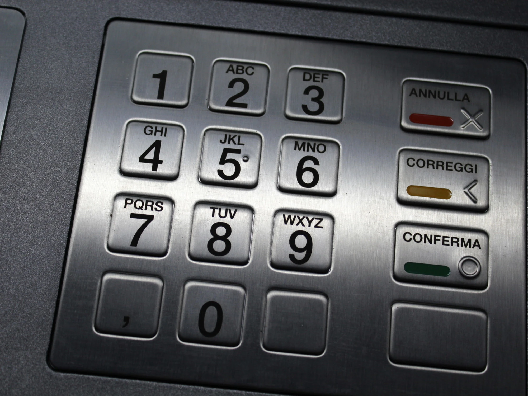 Bonifici, attenzione: ecco quali sono quelli che scatenano il Fisco