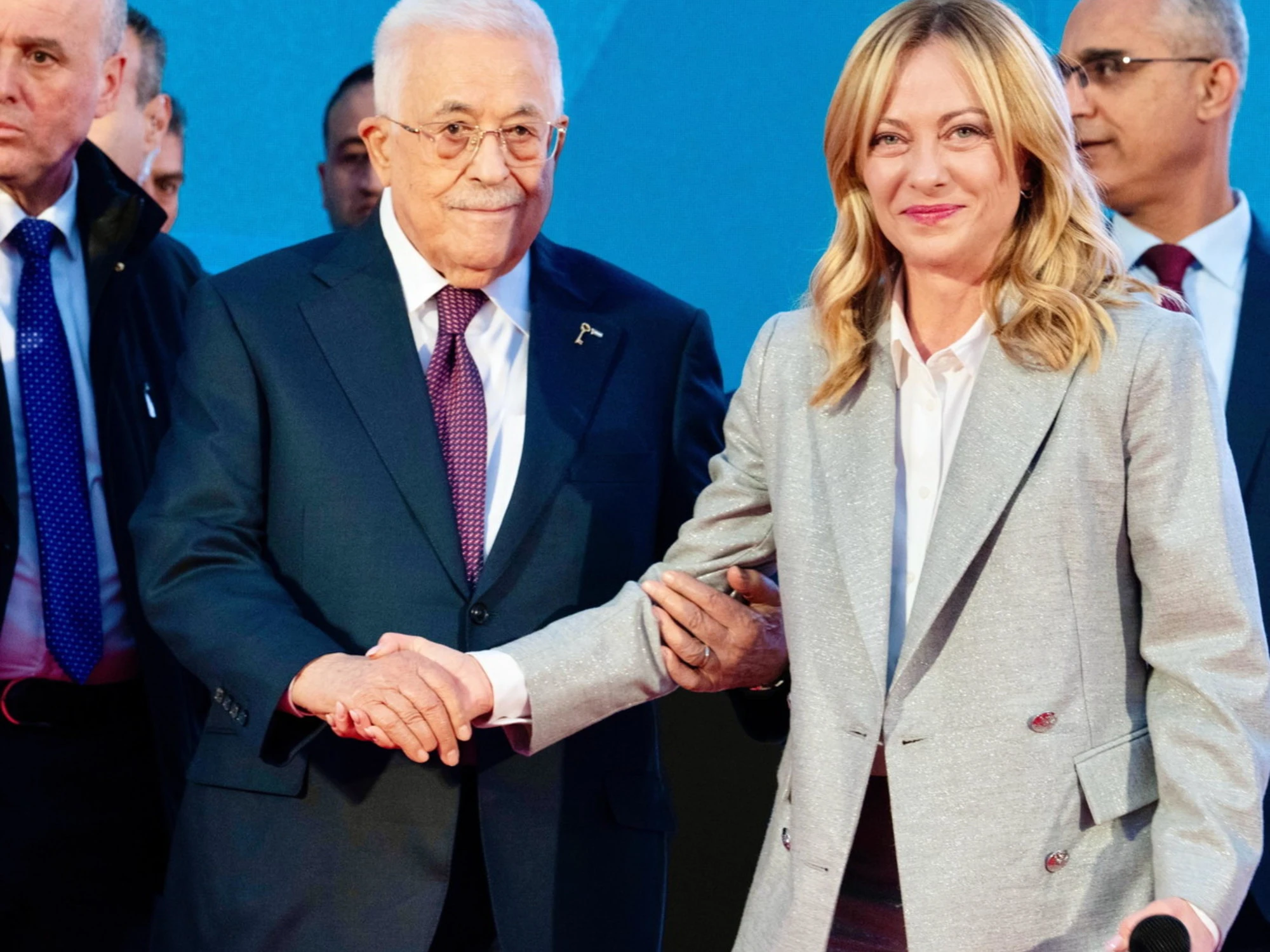 Abu Mazen ad Atreju manda in crisi la propaganda rossa