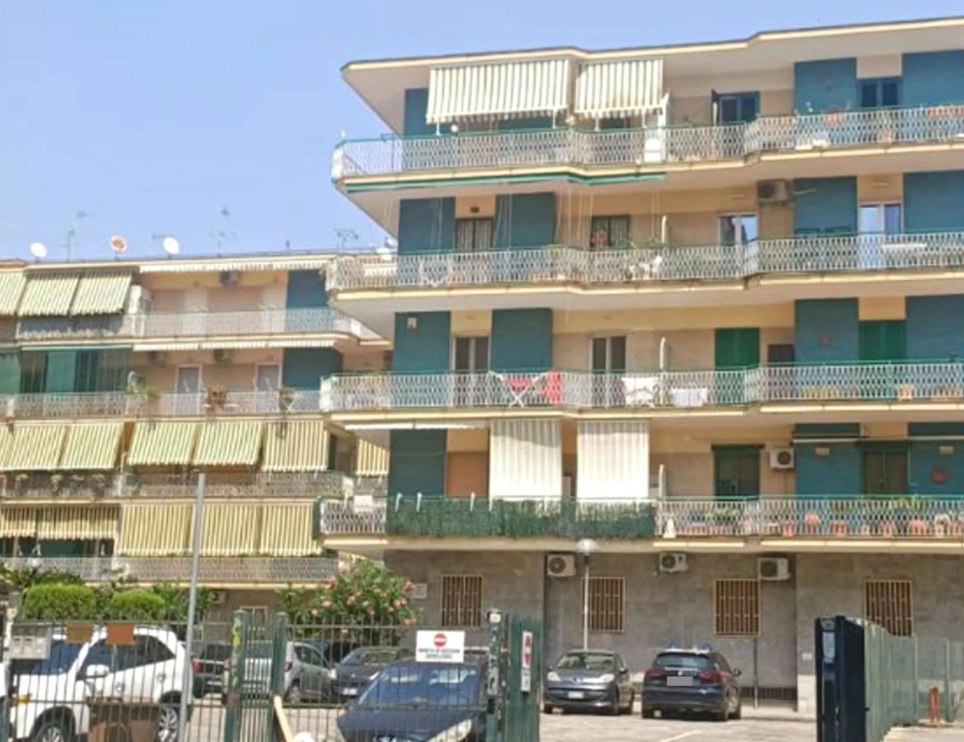 Leggi l'articolo: Zia e nipote trovati senza vita in casa: il sospetto dietro la morte