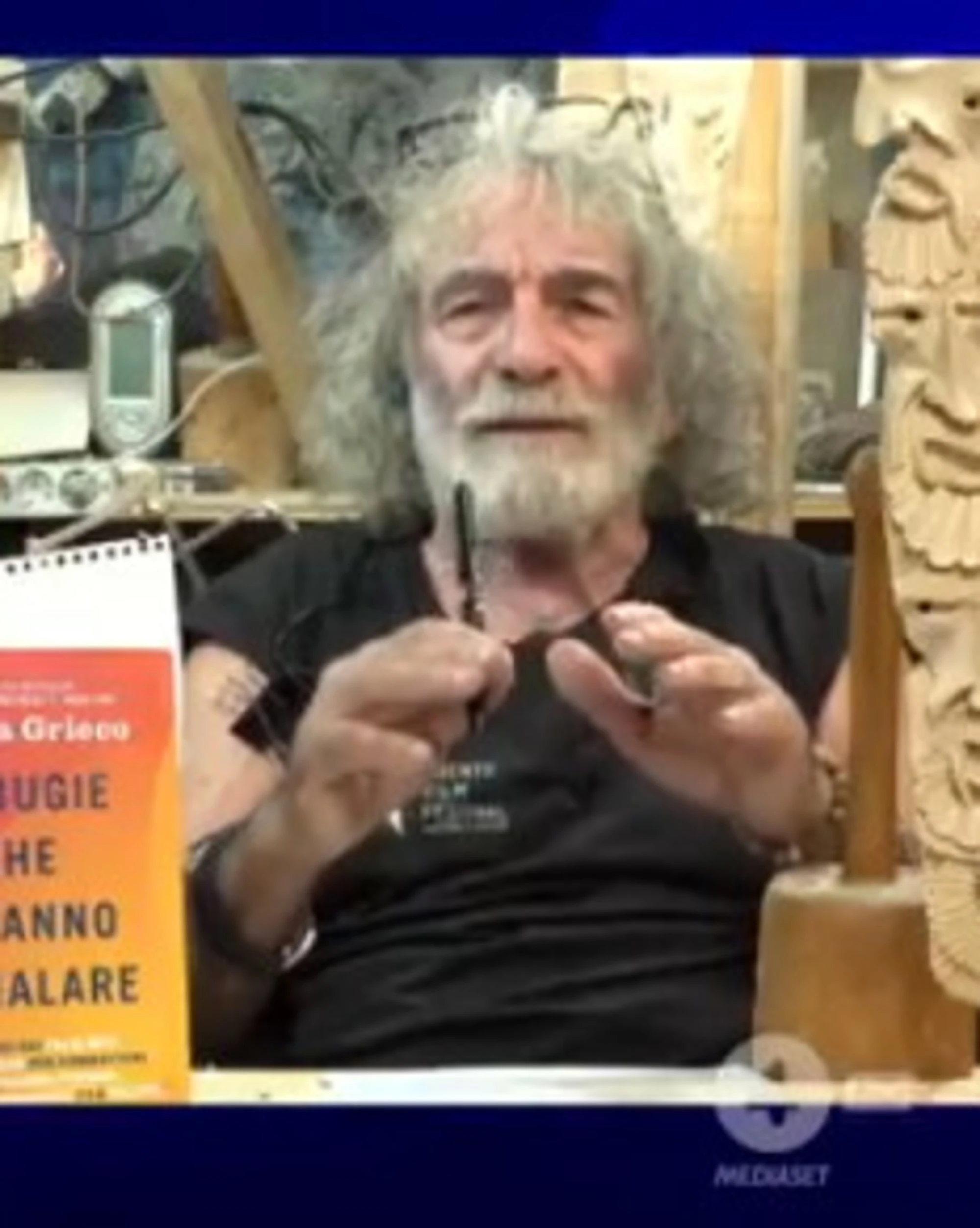 Garlasco, lo sfogo di Mauro Corona: "Un'indecenza"