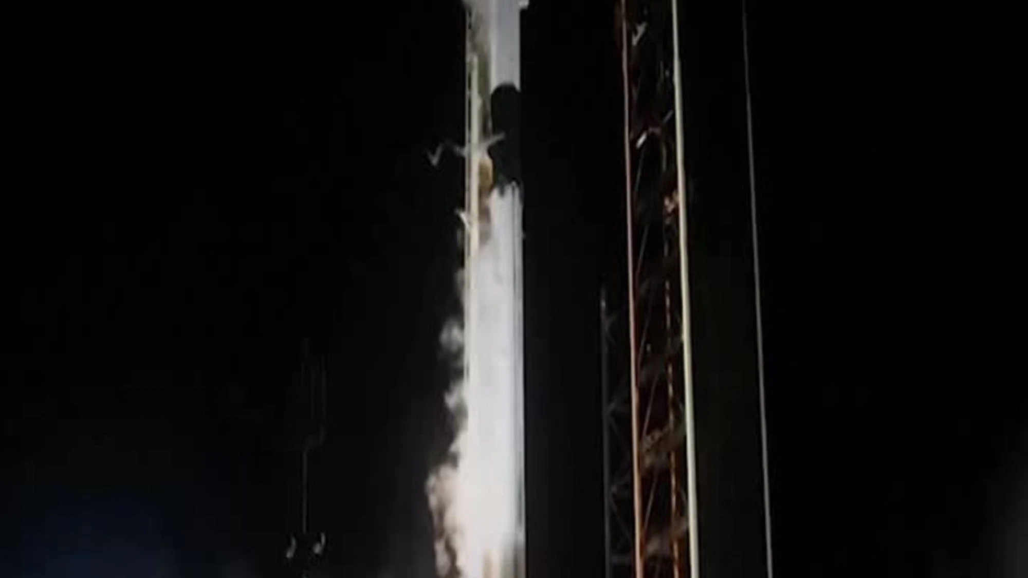SpaceX, il flop: "Falcon 9 si è schiantato sulla Luna"