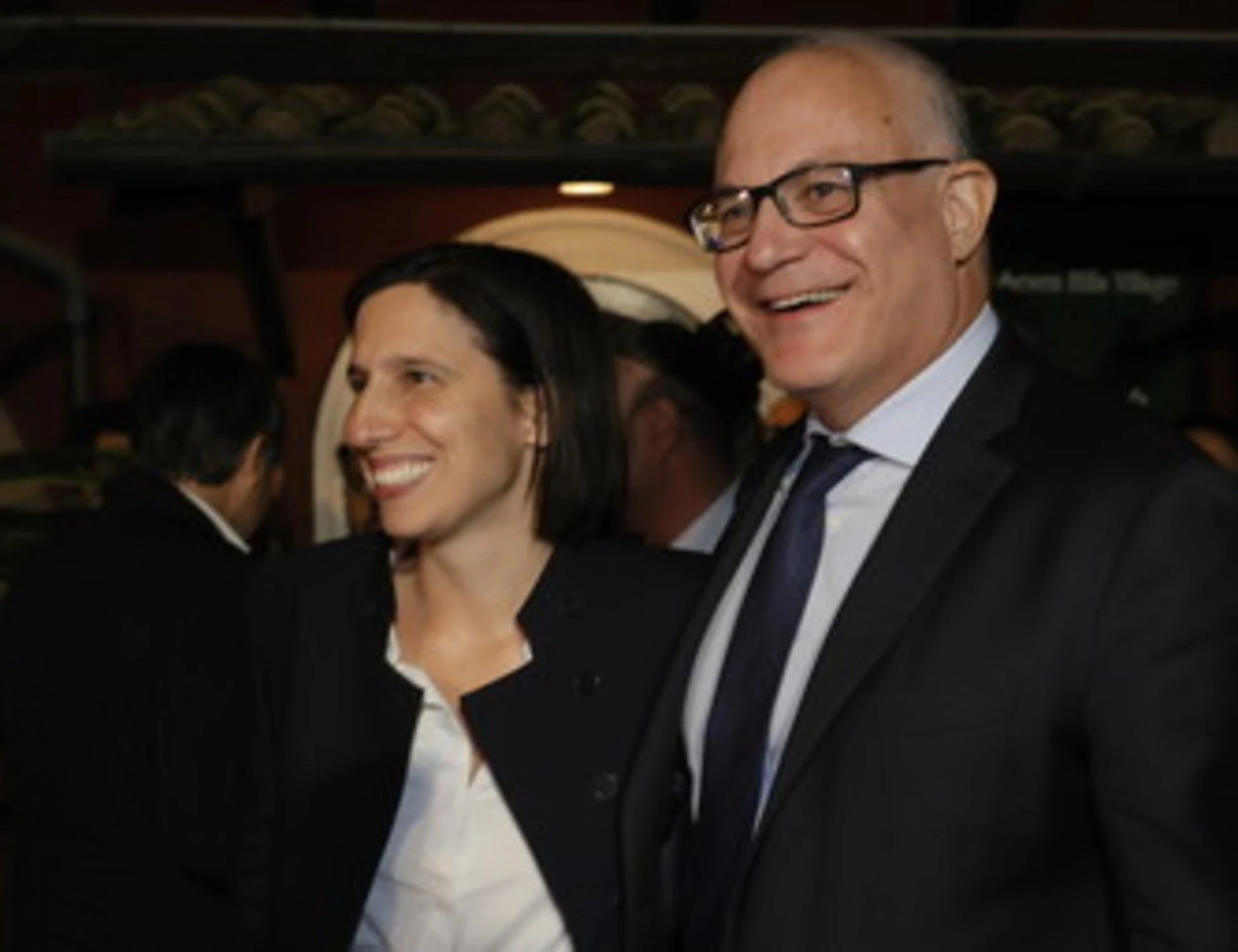 Pd, a cena con Elly Schlein per salvare la sezione di Ponte Milvio