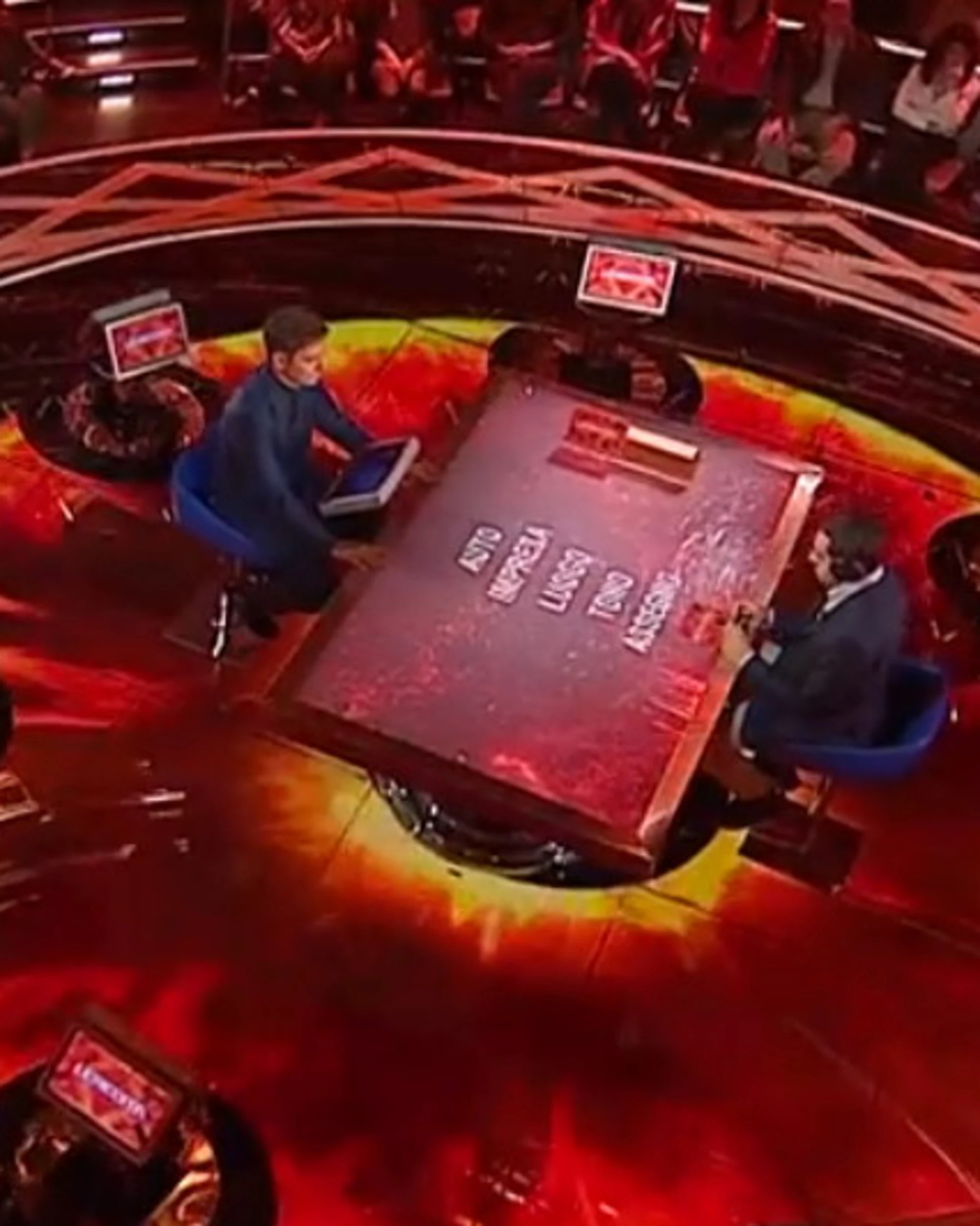 L'Eredità, polemica furiosa contro Marco Liorni: "Divinazione?". Cosa è successo