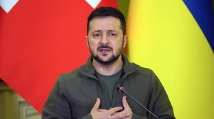 Zelensky "un illuso": la fronda interna contro il premier ucraino