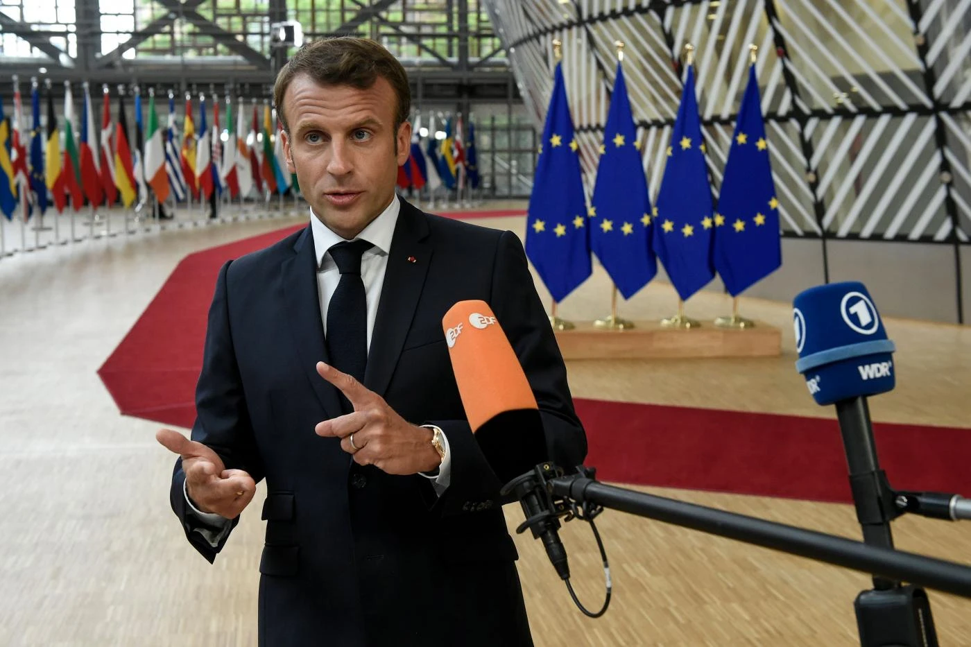 Sea Watch, la Francia attacca Matteo Salvini: "L'Italia non è indegna, ma lui è inaccettabile"