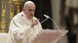 Papa Francesco elogia Fabio Fazio: "Ha ragione quando dice che i nostri comportamenti influiscono sugli altri"