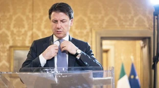 Giuseppe Conte, il governo ad un bivio: "Se scivoliamo rischiamo una rivolta". Il 14 settembre è la data della crisi
