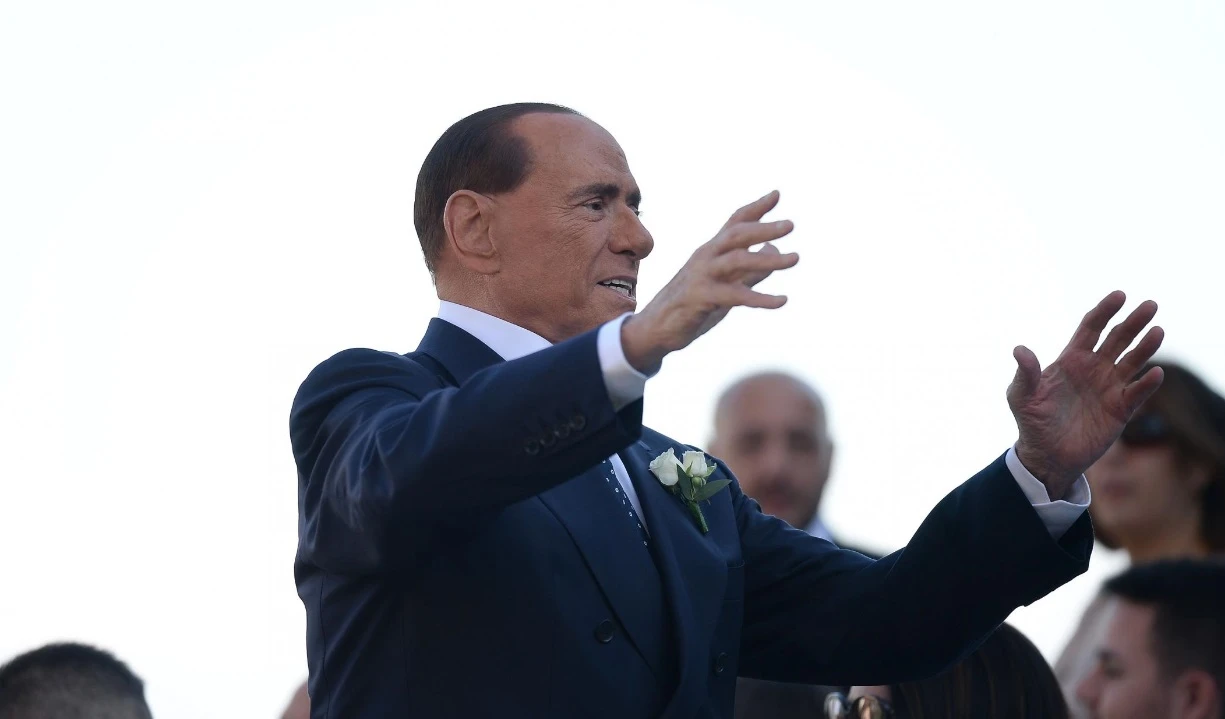 Silvio Berlusconi: "Se non ho la maggioranza mi ritiro"