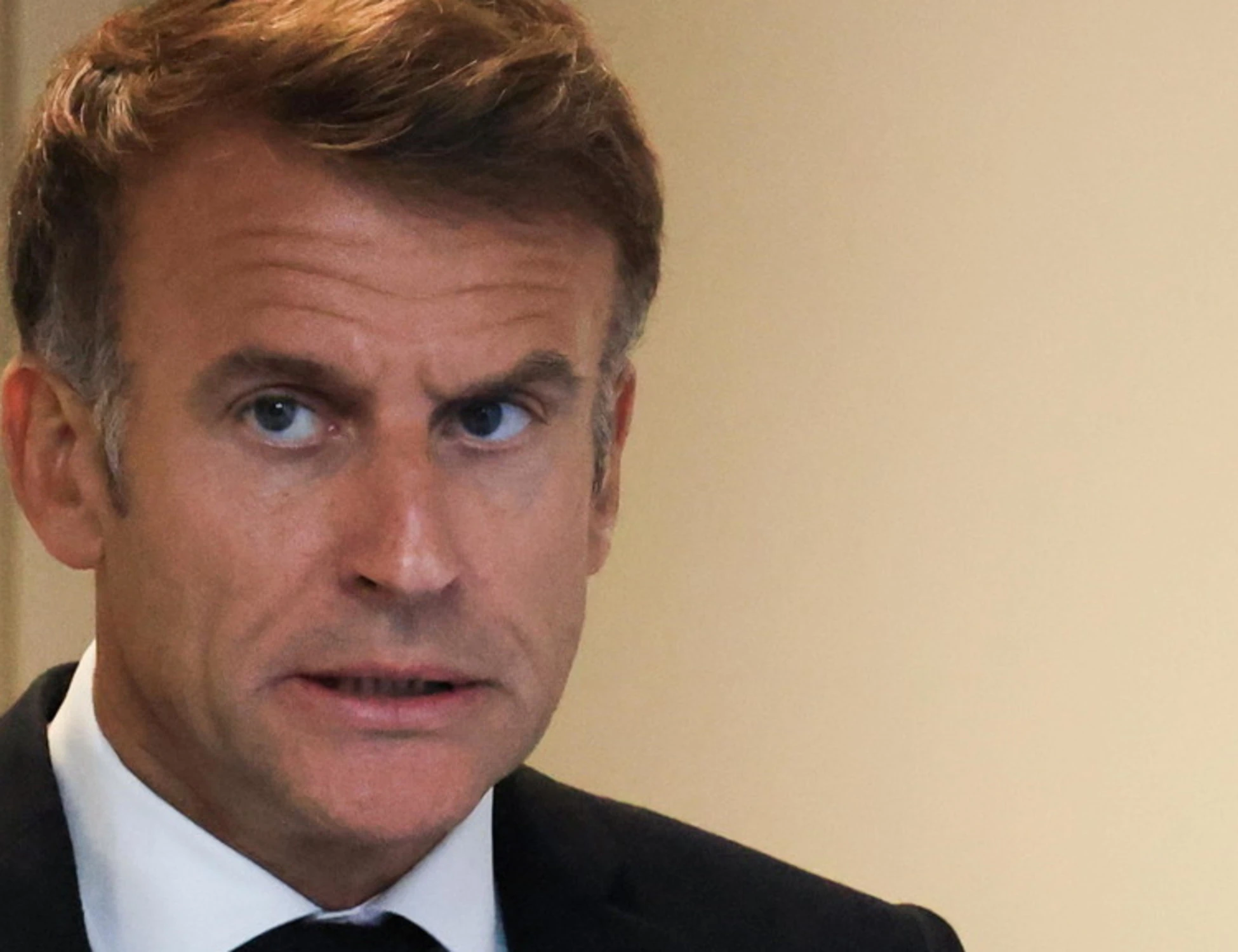 Macron, "rabbia e vergogna, nulla lo giustifica": Francia a ferro e fuoco, il discorso alla Nazione