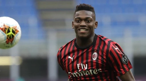 Milan, Rafael Leao nel mirino del Real Madrid: con un'offerta irrifiutabile può partire