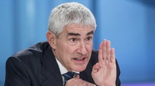 Pier Ferdinando Casini al Quirinale, il piano di Matteo Renzi: isolare i grillini e spaccare il Pd