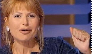 La Gruber parla per la prima volta della malattia che l'ha tenuta lontana dal video e dà un consiglio a tutte le donne