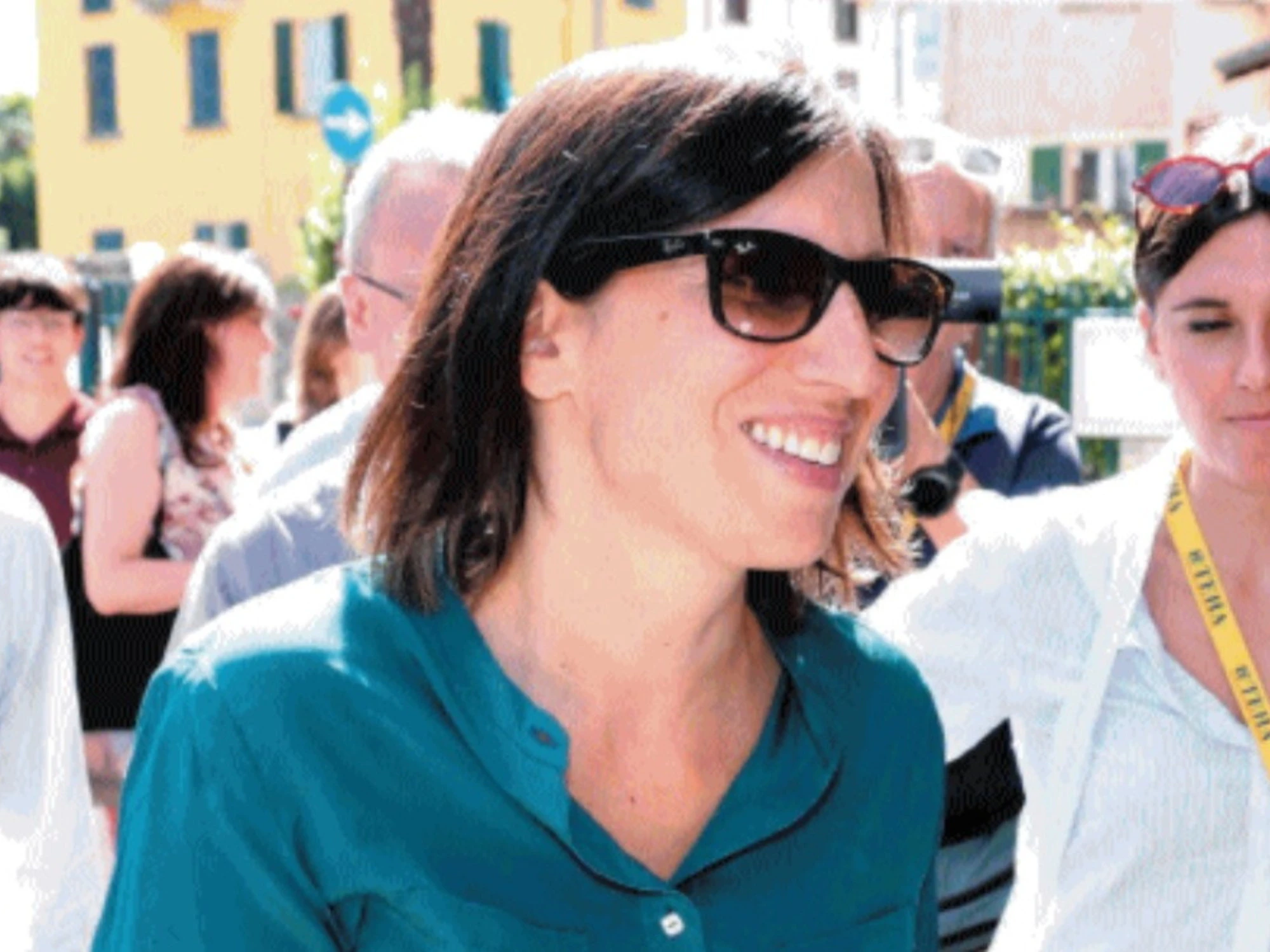 Elly Schlein, pagliacciata a Cernobbio: così la leader dem ha toccato il fondo