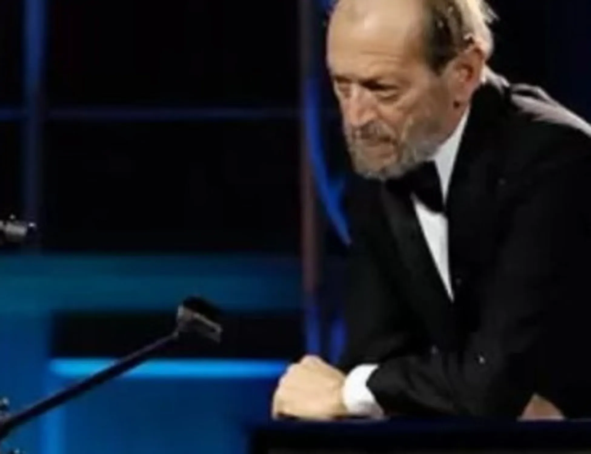 Leggi l'articolo: De Martino, le vecchie ostilità col padre. Ma poi...