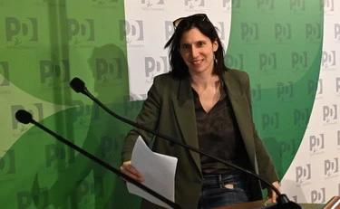 Pd, "chi vogliono mettere a Palazzo Chigi": sprofondo rosso