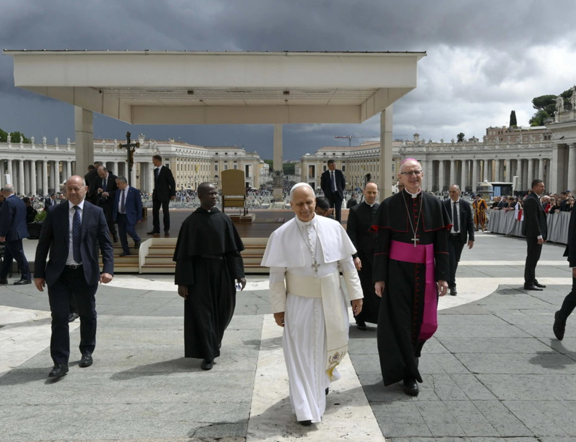 Leone e  i Lefebvriani: secondo voi ci sarà davvero lo Scisma in Vaticano?