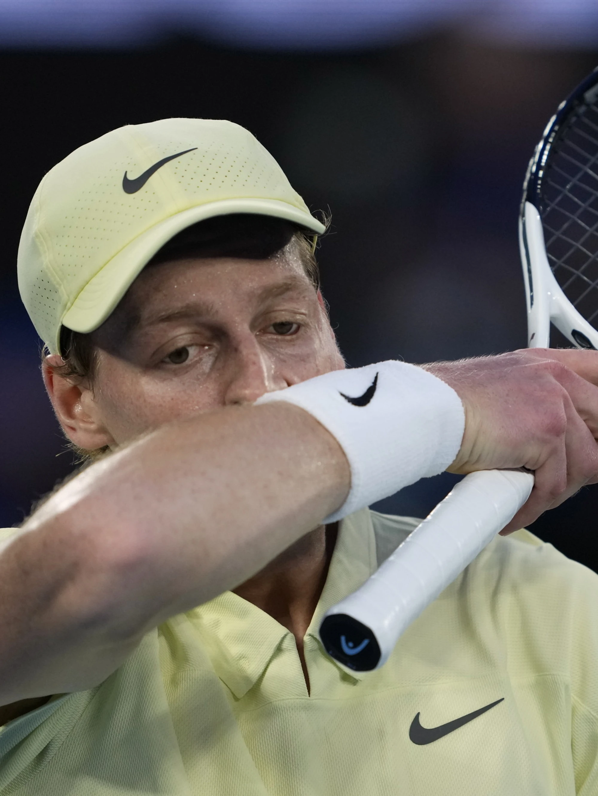 Jannik Sinner, l'avvertimento choc di Paolo Lorenzi: "Non è scontato che torni subito quello di prima"