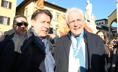 Toscana, Giuseppe Conte evita Giani e Pd: scoppia il caso