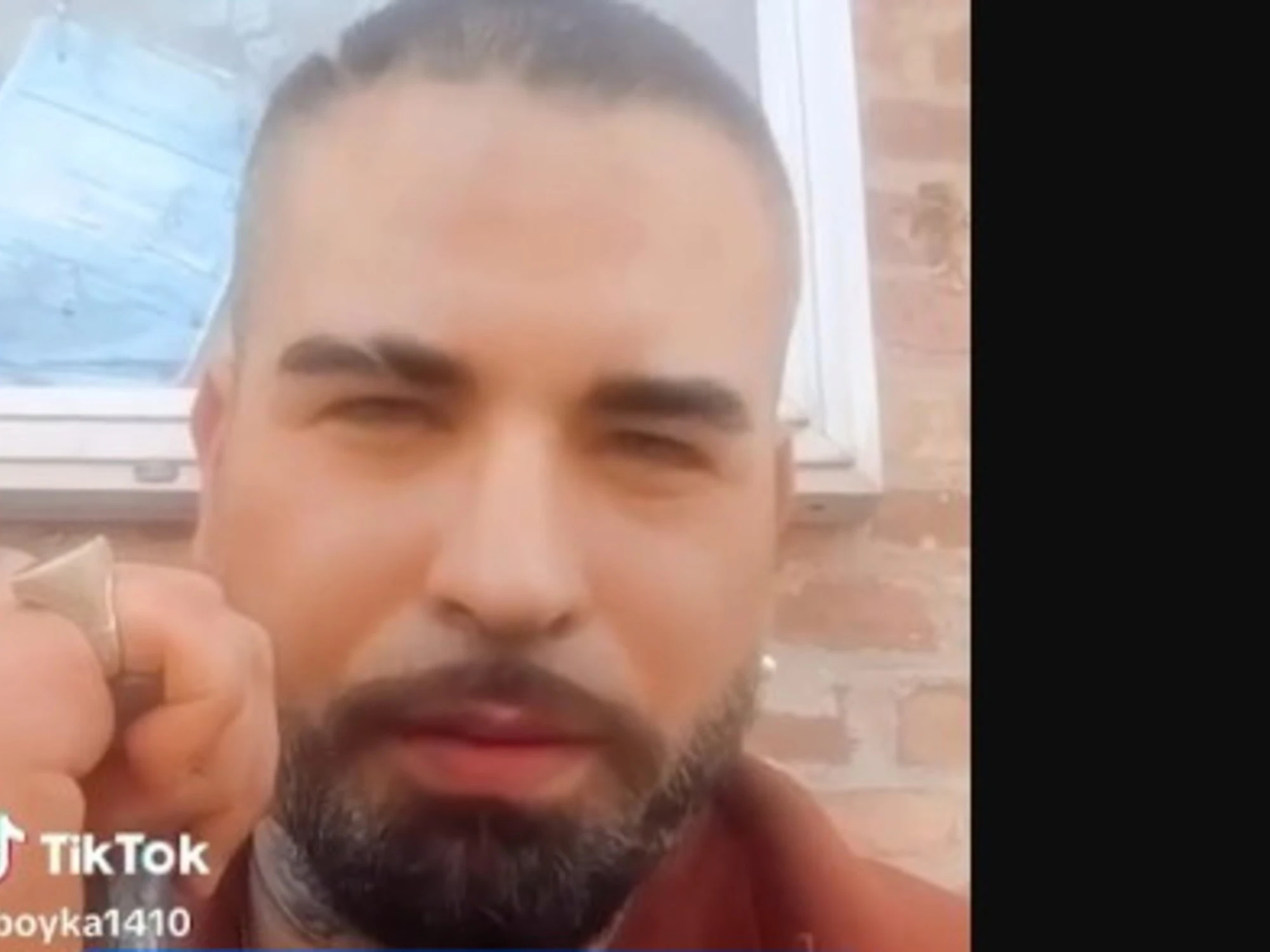 Ancona, 39enne rapina una banca. Prima questi video deliranti, poi la follia: dove si fa beccare