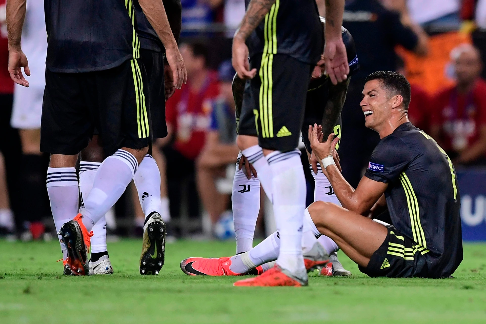 Cristiano Ronaldo, il brutto sospetto del complotto contro di lui: i due indizi da brividi