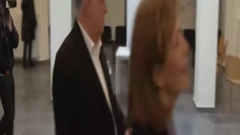 Viktor Orban al seggio: 