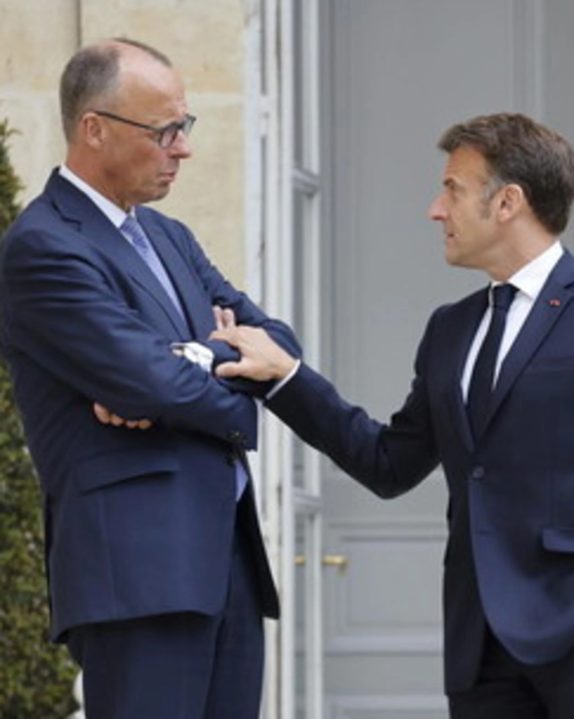 Merz-Macron, il piano per spartirsi l'Europa