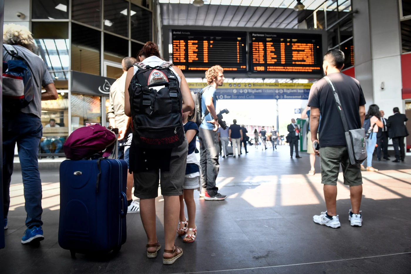 Ferrovie dello Stato, nel 2019 assunte 5.700 giovani: "Lanciamo un segnale per il Paese"