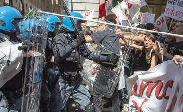Umbria, sfregio della sinistra alle forze dell'ordine: "Bocciata la mozione"