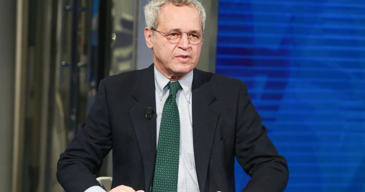 Enrico Mentana, il retroscena: "Il sacrificio di Sergio Mattarella", perché Mario Draghi potrebbe non prendersi il Quirinale