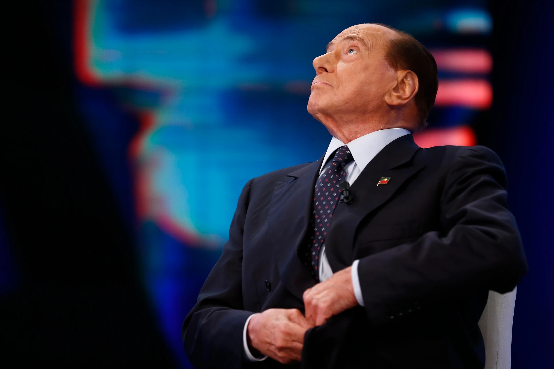 Silvio Berlusconi, la fuga delle truppe di Forza Italia dopo il voto: la manovra di Toti e Meloni