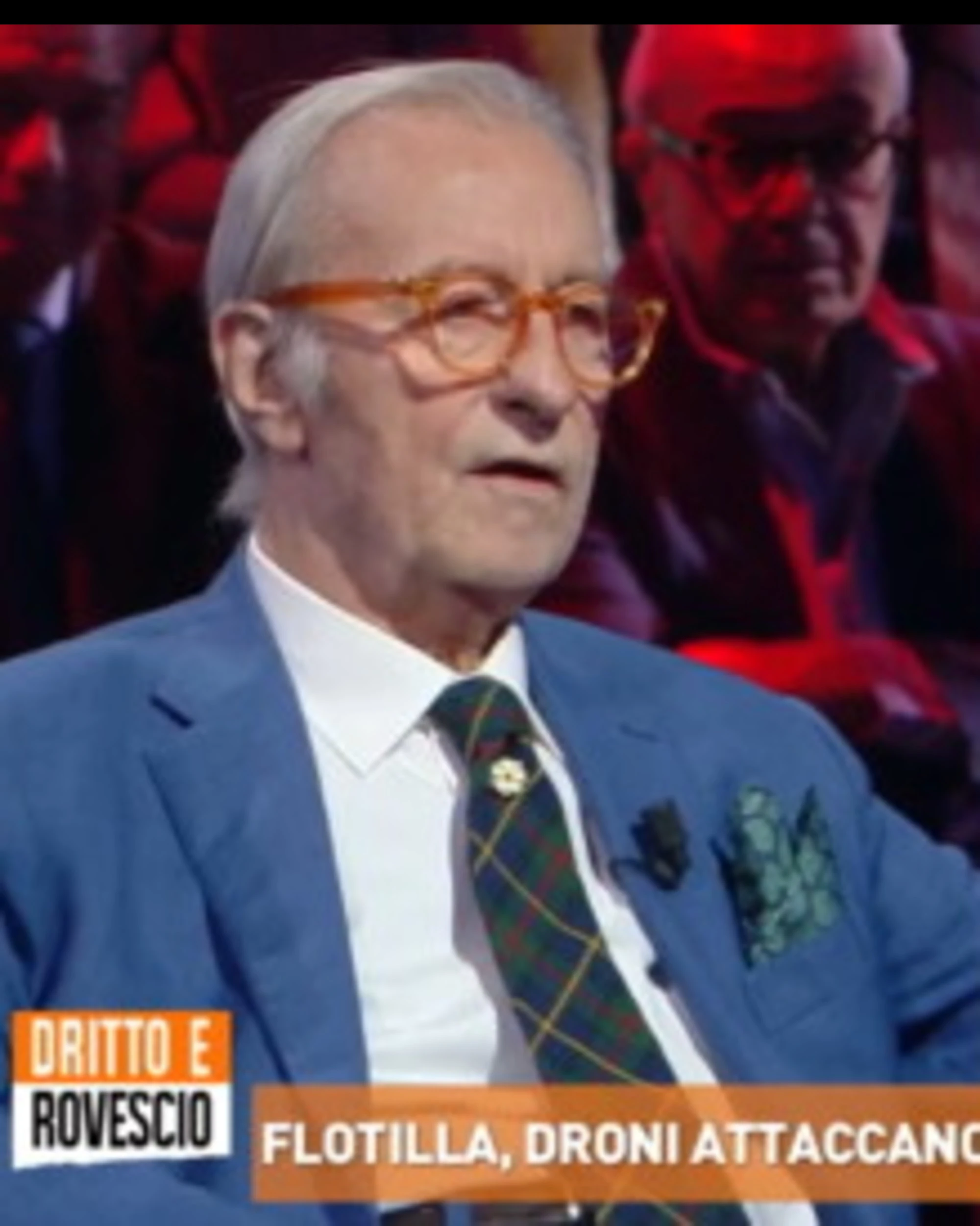 Dritto e Rovescio, Vittorio Feltri spiazza Del Debbio: "Cosa vuol dire Flotilla"