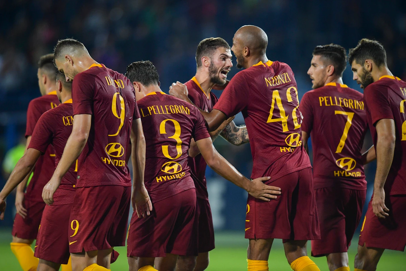 Roma, Nzonzi-Dzeko gol. È la quarta vittoria di fila: Empoli ko e salto in avanti in classifica