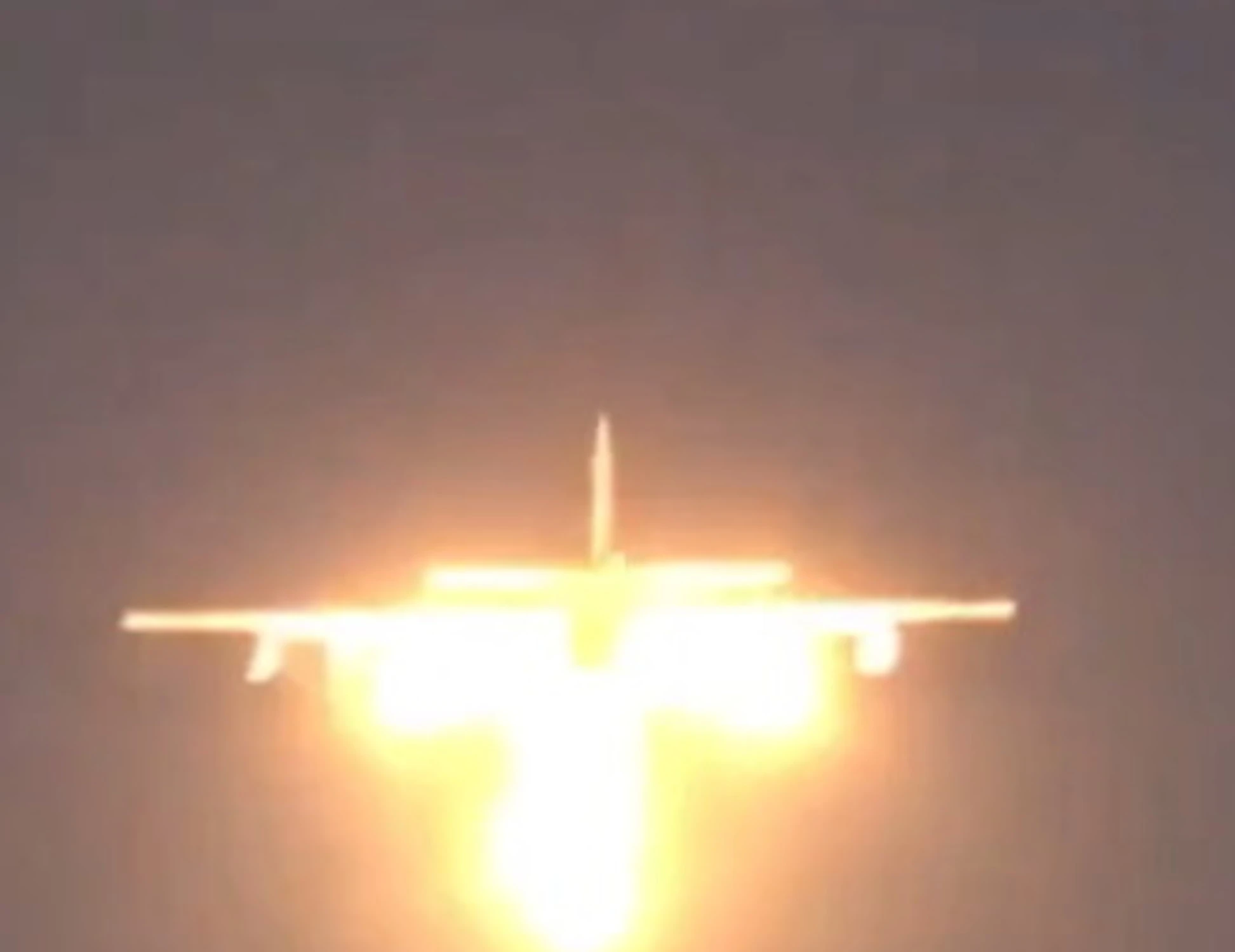 Iran, il pilota salvato e l'ultima balla dei pasdaran: "Abbattuti due Mc-130 Usa"