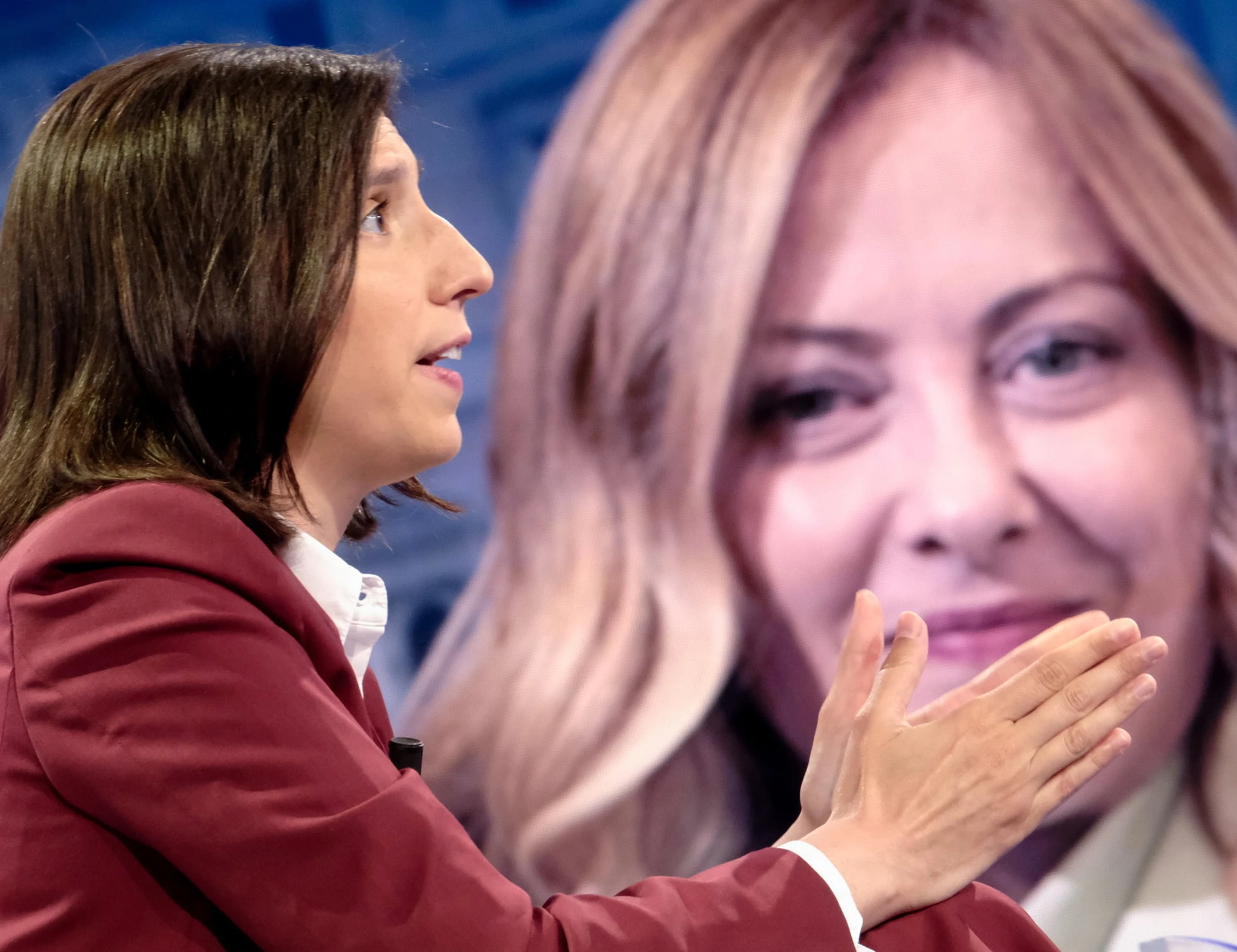 Sondaggio di fine anno, FdI cancella il Pd: per i dem numeri impietosi