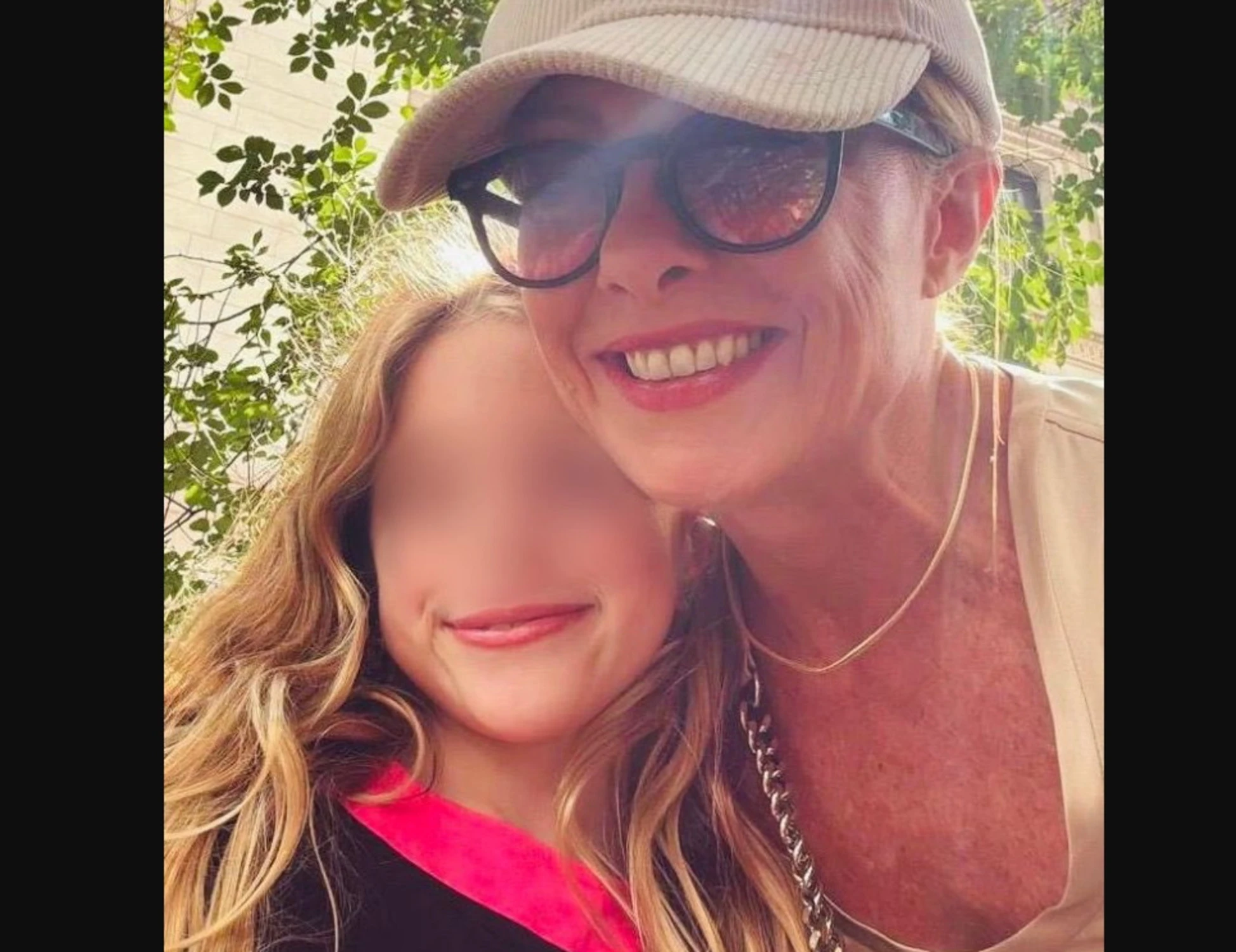 Meloni smonta le balle della sinistra: "Le combatto come donna e madre"