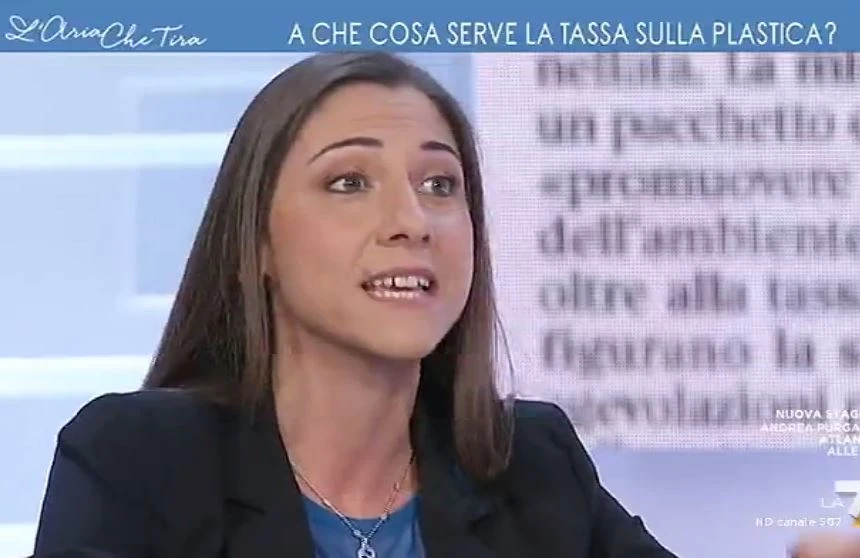 Anna Ascani a L'aria che tira: "Matteo Salvini ha paura delle tasse perché non studia e non legge"