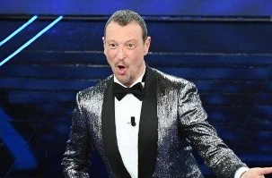 Sanremo 2020, bufera sulla pubblicità: Striscia la notizia denuncia "la poca correttezza"