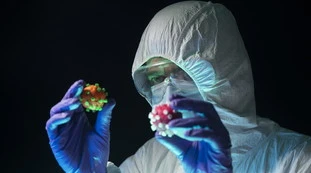 Covid? "Inutile illudersi, la pandemia durerà ancora anni": Ricciardi e il fattore "nascosto", la profezia peggiore