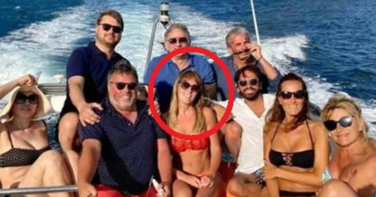Matteo Salvini contro la Boschi: "Lampedusa collassa ma la sinistra preferisce divertirsi in motoscafo a Ischia"