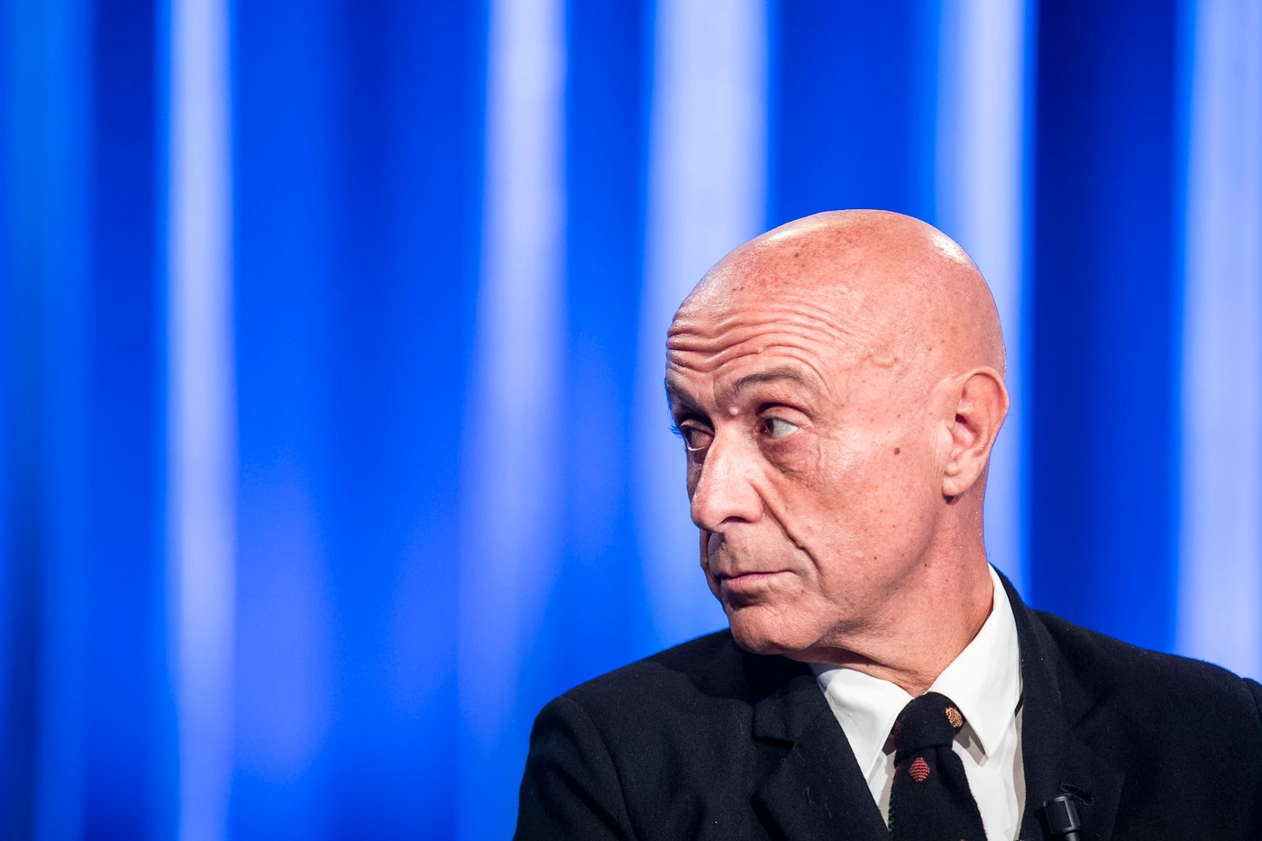 Sea Watch, Marco Minniti: "L'alternativa ai nazional-populisti non può essere accogliamoli tutti"
