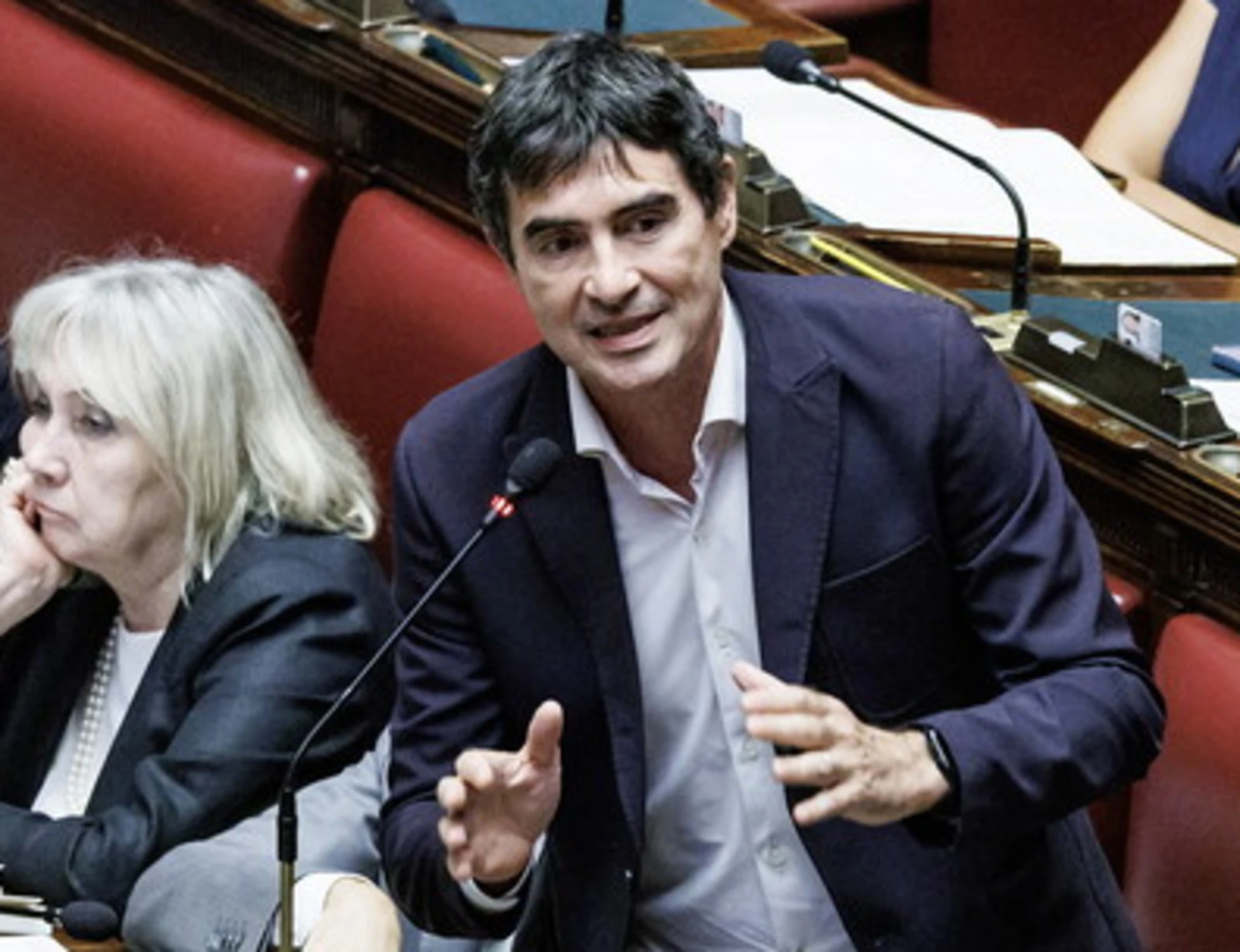 Fratoianni, "e che sia chiaro": il delirio meteo contro Giorgia Meloni