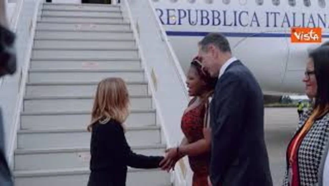 Meloni in Sudafrica per il G20, l'arrivo a Johannesburg