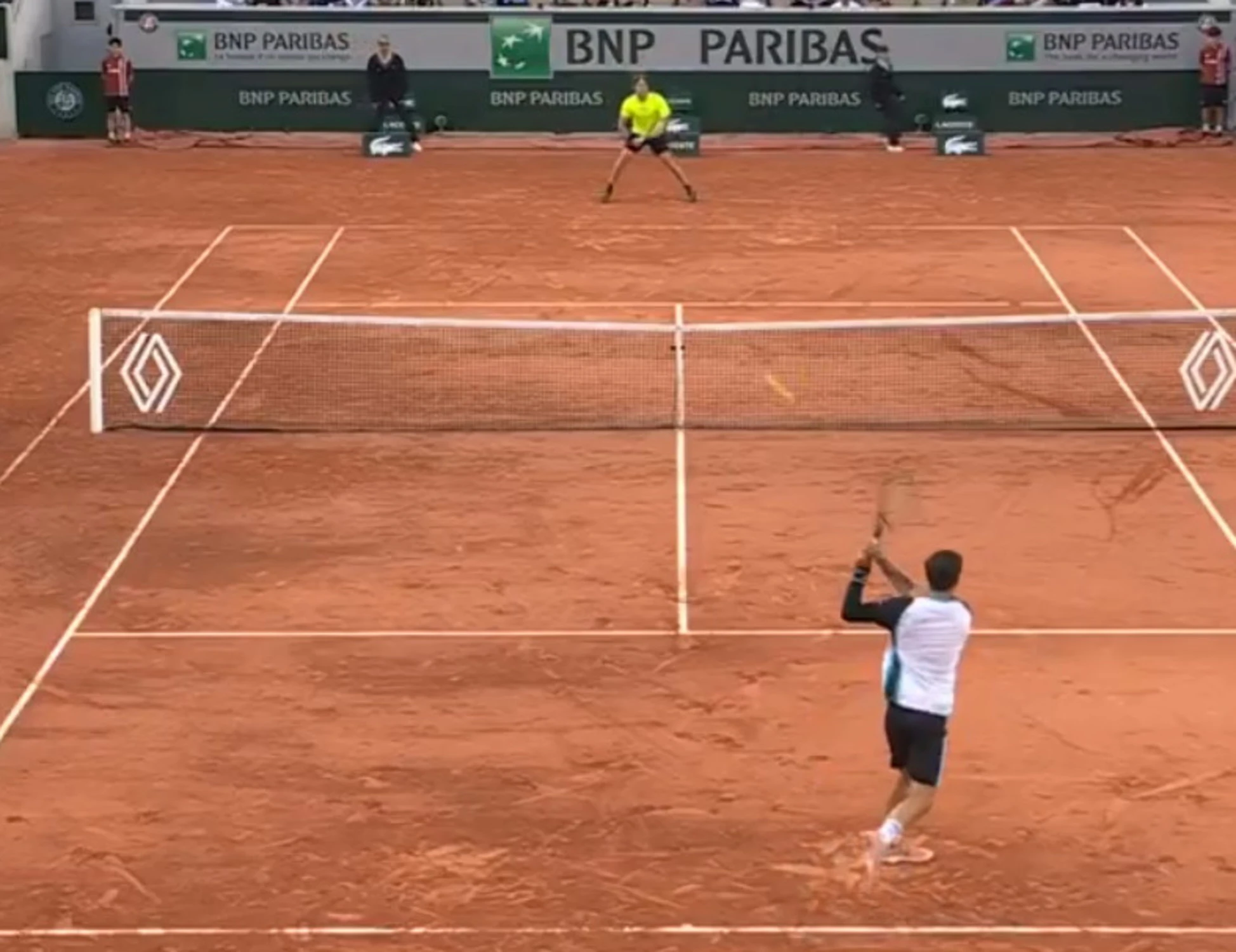 Gigante, il punto che fulmina Tstisipas: apoteosi Italia al Roland Garros