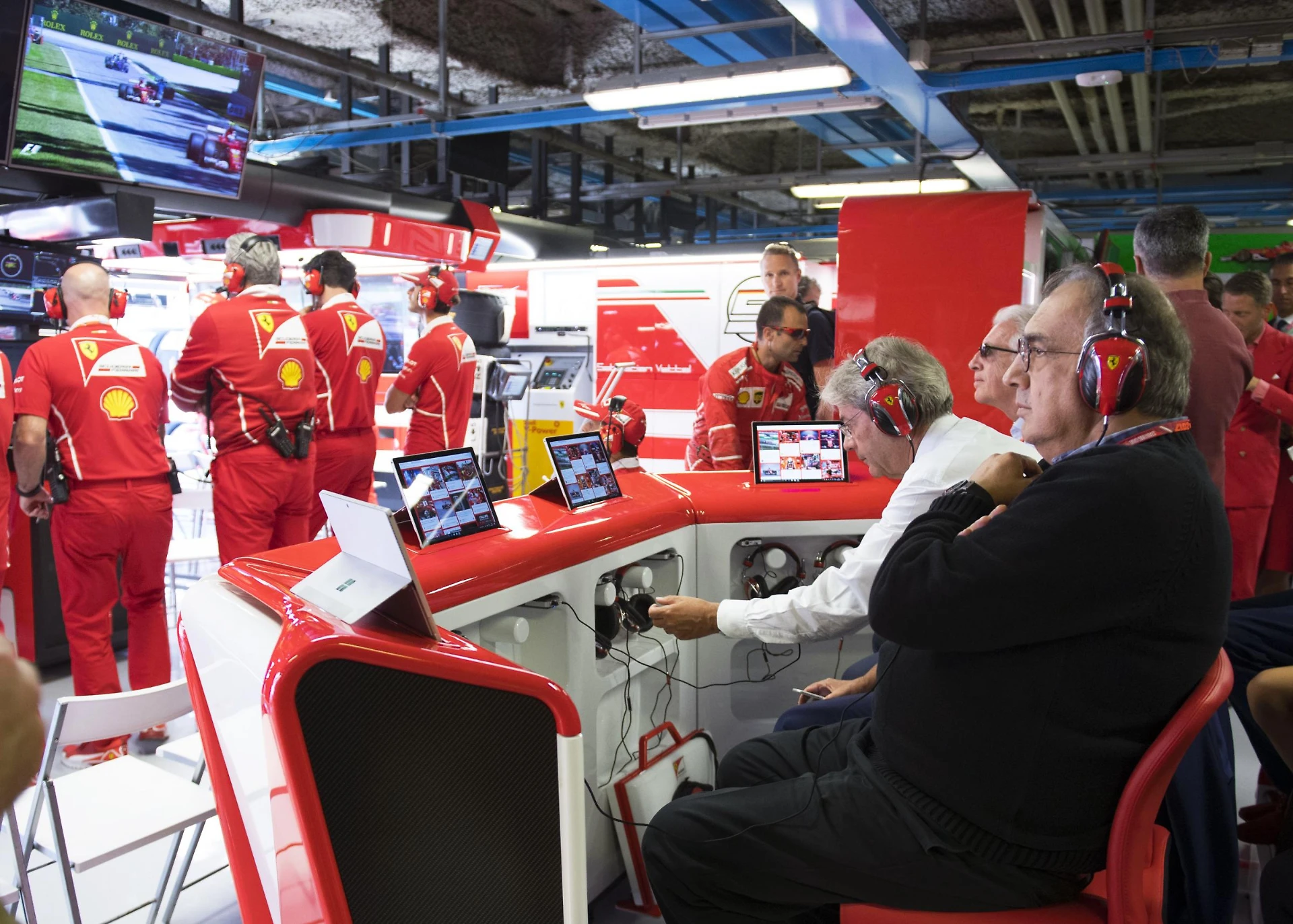 Marchionne: "Ieri le Ferrari potevano battere tutti", il team è al lavoro sui problemi alla componentistica