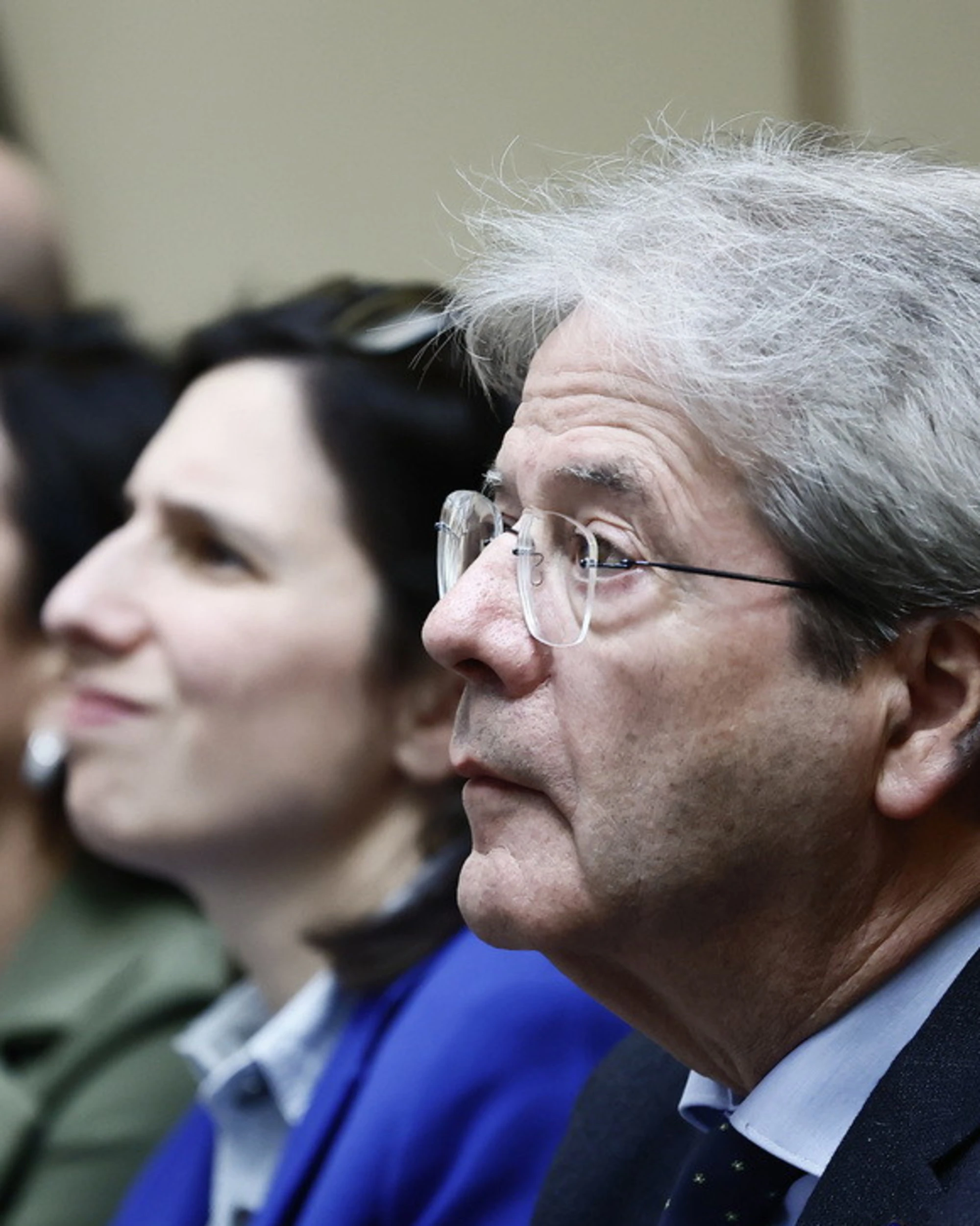 Paolo Gentiloni, quello strano silenzio sul voto