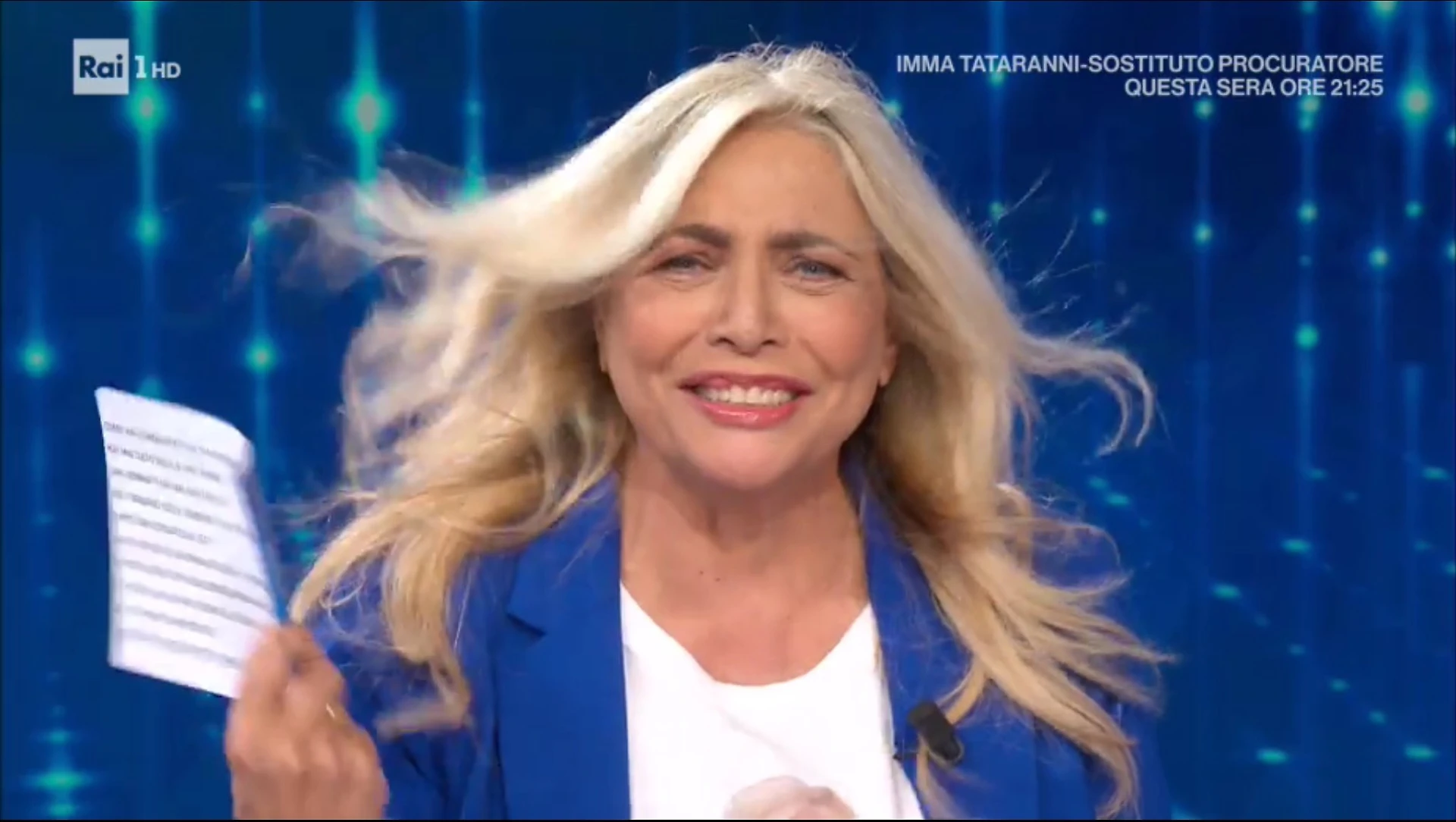Domenica in, Leonardo Pieraccioni e la battuta su Barbara D'Urso: risate e imbarazzo da Mara Venier