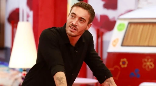 GfVip, Spinalbese esce: Capodanno fuori dalla casa, ecco perché